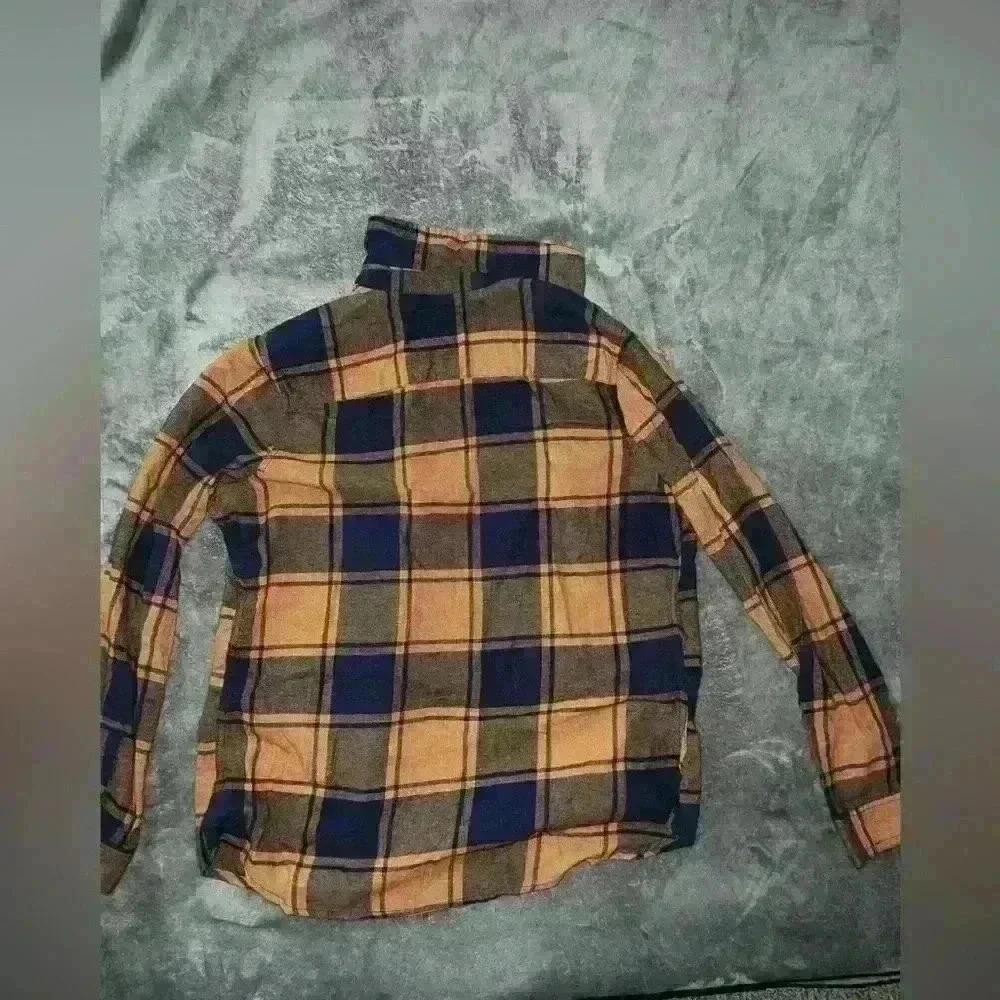 Flannel Field & Stream - Picture 2 of 3
